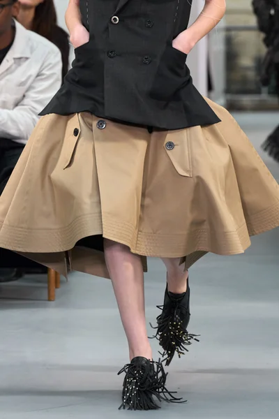 Look 99